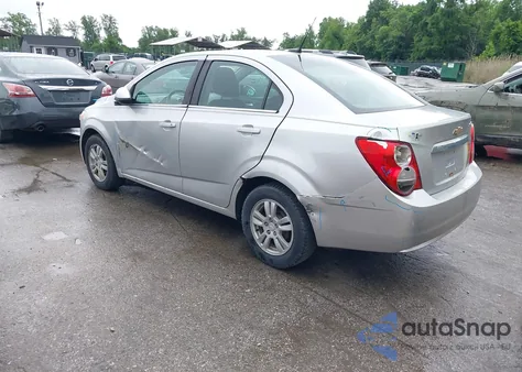 2014 Chevrolet Sonic Lt Manual из США, поврежденный, VIN 1G1JD5SHXE4207495